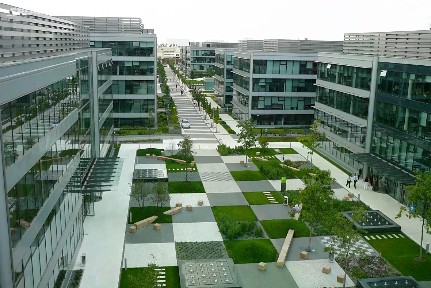Pronájem kanceláře 1075 m²
