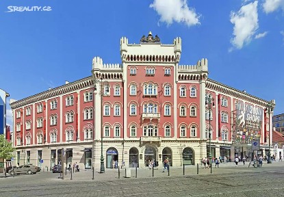 Pronájem kanceláře 770 m²