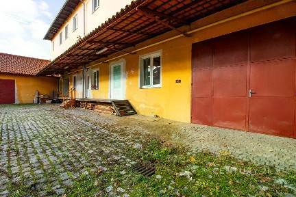 Prodej výrobní haly, prostoru 880 m²