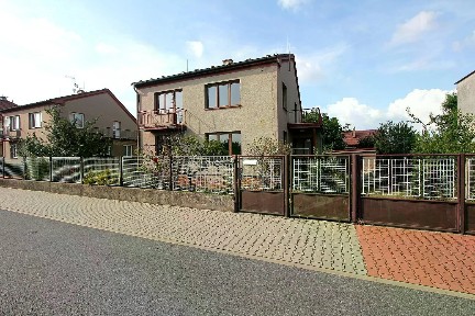 Družstevní, Ostřešany