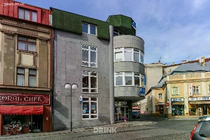 Pronájem obchodního prostoru 560 m²