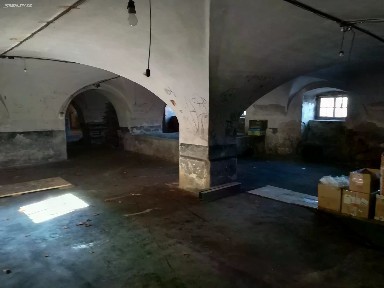 Pronájem skladového prostoru 161 m²