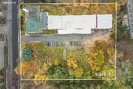 Prodej obchodního prostoru 1348 m²