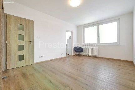 Pronájem bytu 1+kk 28 m²
