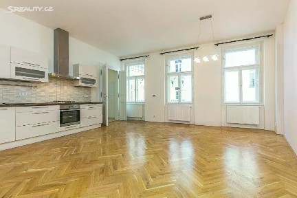 Pronájem bytu 3+kk 95 m²