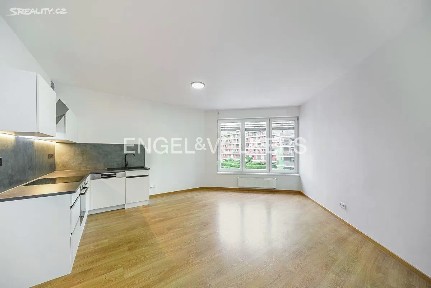 Pronájem bytu 2+kk 55 m²