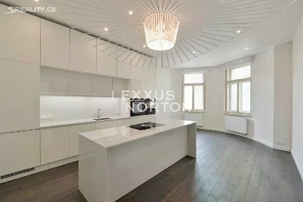 Pronájem bytu 4+kk 137 m²