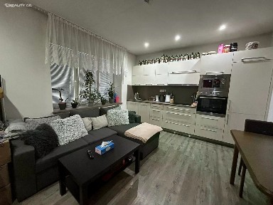 Pronájem bytu 2+kk 43 m²