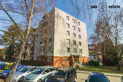 Pronájem bytu 1+1 37 m²