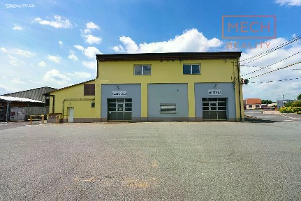 Prodej komerční nemovitosti 1052 m²