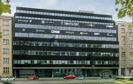 Pronájem obchodního prostoru 82 m²