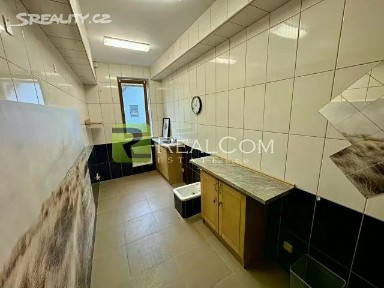 Pronájem obchodního prostoru 8 m²