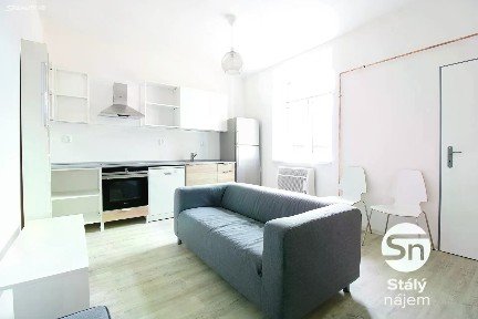 Pronájem bytu 2+1 61 m²