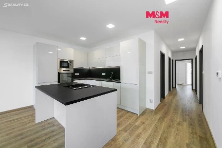 Pronájem bytu 3+kk 98 m²