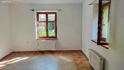 Pronájem bytu 1+1 34 m²