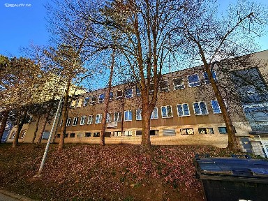 Pronájem skladového prostoru 30 m²