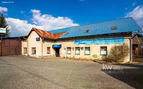 Prodej výrobní haly, prostoru 688 m²