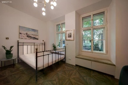 Pronájem bytu 1+kk 30 m²