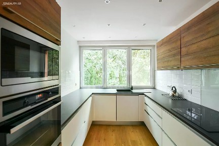 Pronájem bytu 3+kk 87 m²