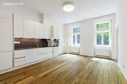 Pronájem bytu 2+kk 71 m²
