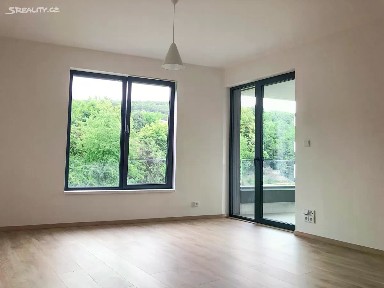 Pronájem bytu 2+kk 65 m²