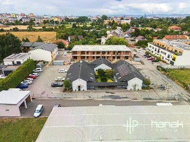Pronájem kanceláře 533 m²