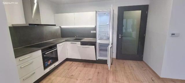 Pronájem bytu 2+kk 64 m²