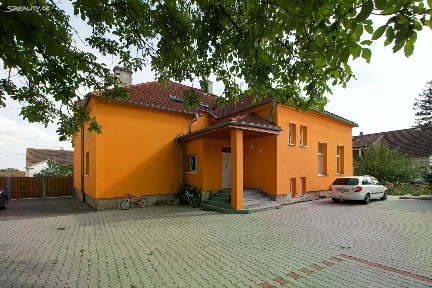Plzeňská, Líně