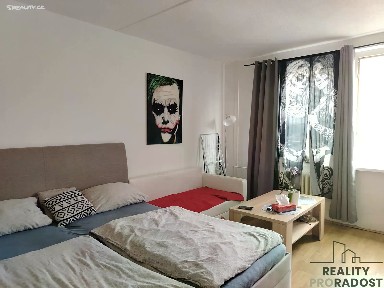 Pronájem bytu 1+kk 28 m²