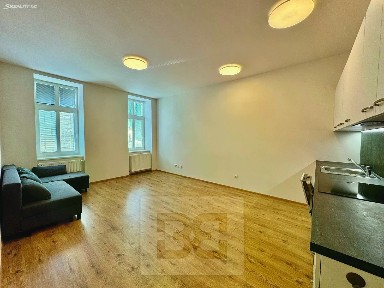 Pronájem bytu 2+kk 60 m²