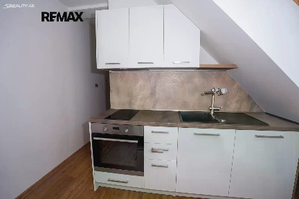 Pronájem bytu 1+kk 34 m²