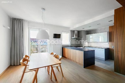 Prodej bytu 4+kk 181 m²