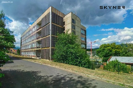 Pronájem výrobní haly, prostoru 377 m²