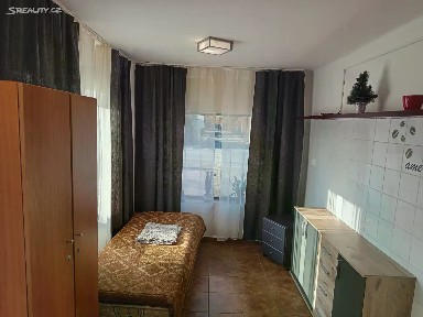 Široká, Říčany