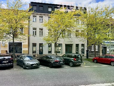Pronájem obchodního prostoru 77 m²