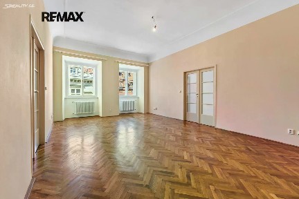 Pronájem kanceláře 130 m²
