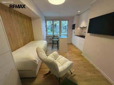 Pronájem bytu 1+kk 23 m²