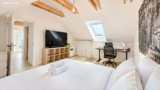 Pronájem bytu 2+kk 45 m²