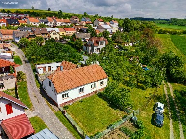 Březovská, Strání