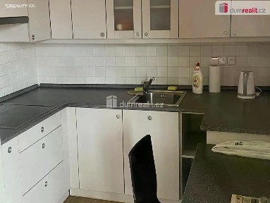 Pronájem bytu 1+kk 35 m²