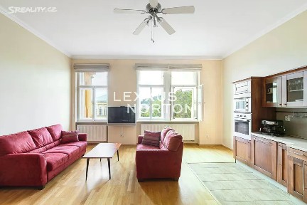 Pronájem bytu 3+kk 92 m²