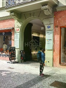 Pronájem obchodního prostoru 25 m²