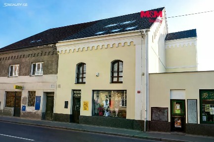 Pronájem bytu 2+kk 70 m²