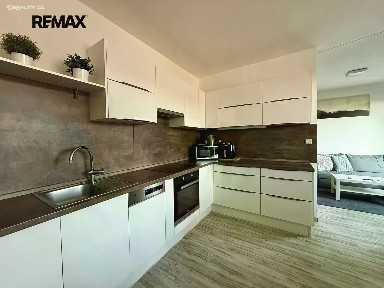 Pronájem bytu 1+kk 51 m²