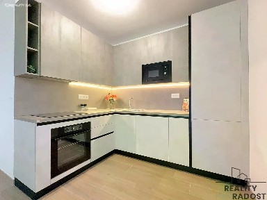 Pronájem bytu 2+kk 56 m²