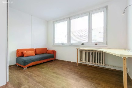 Pronájem bytu 1+1 32 m²