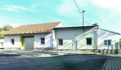 Pronájem výrobní haly, prostoru 249 m²