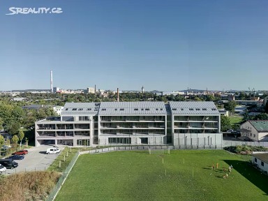 Prodej obchodního prostoru 82 m²