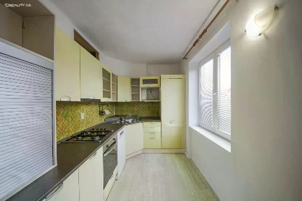 Pronájem bytu 3+kk 64 m²