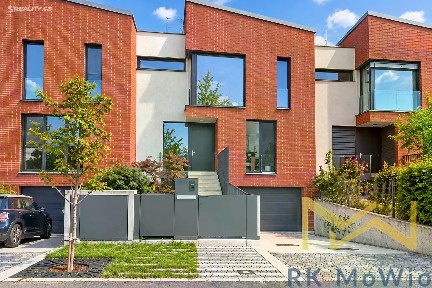 Pronájem rodinného domu 210 m², pozemek 207 m²